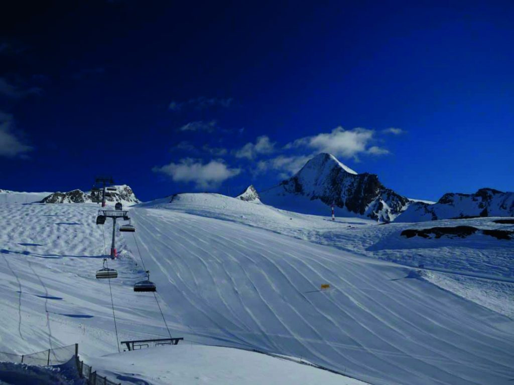 piste de ski avant retouche