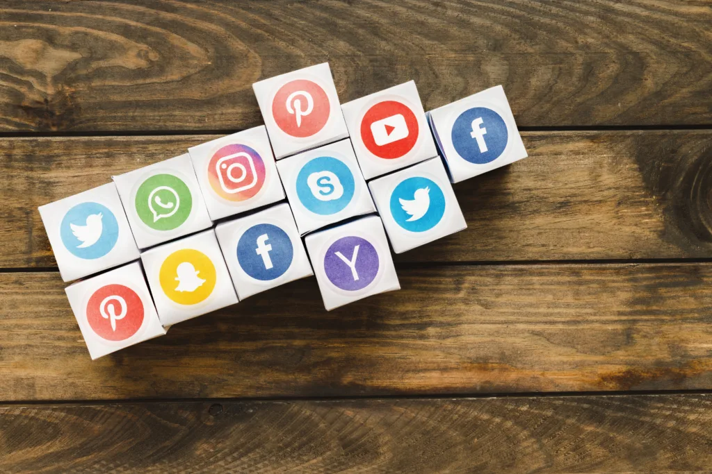 stratégie de communication réseaux sociaux